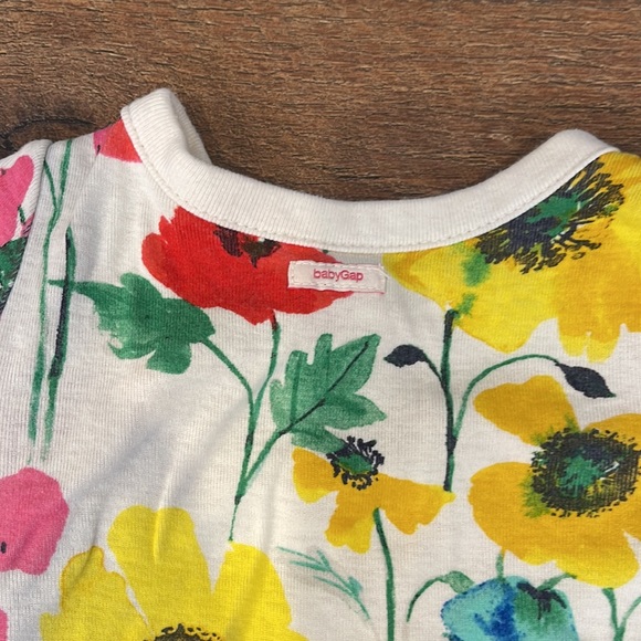 Baby Gap girl - Picture 5 of 6